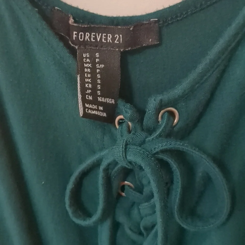 Forever 21 Romper - Picture 3 of 3